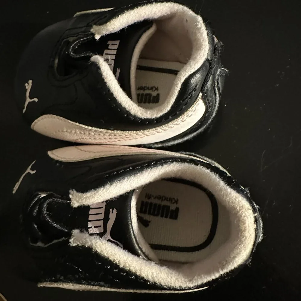 Puma Baby Girls Black Sneakers Sz 1